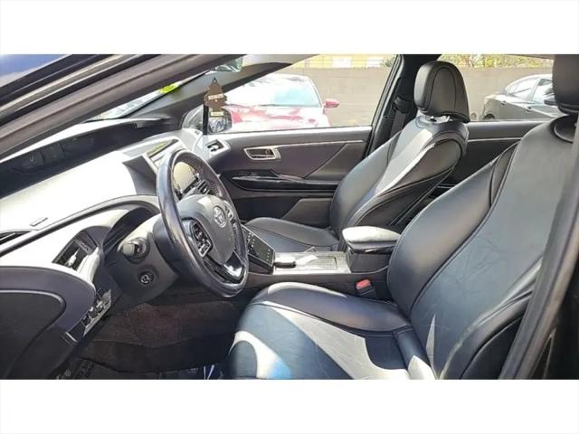 2019 Toyota Mirai Base