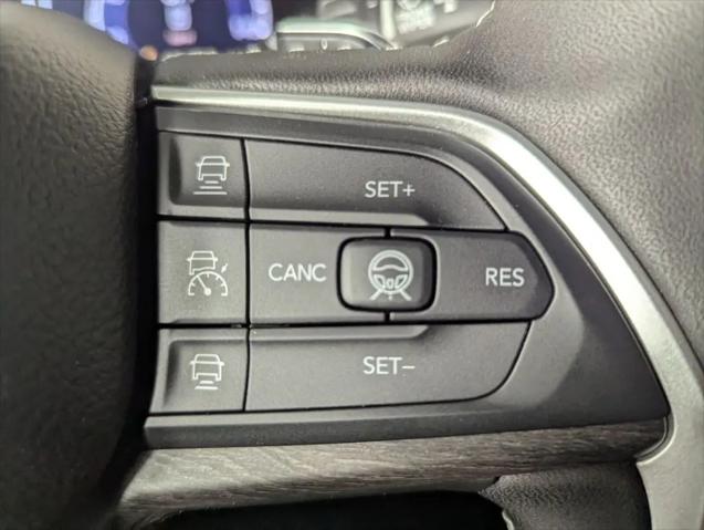 2026 Jeep Grand Cherokee Altitude 4x2