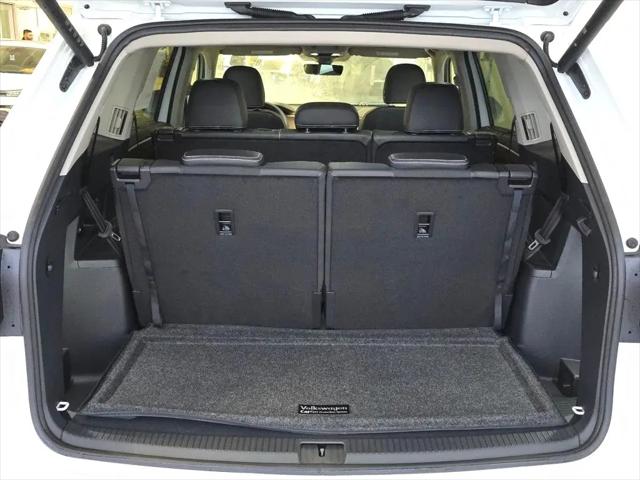 2026 Volkswagen Atlas SE with Technology