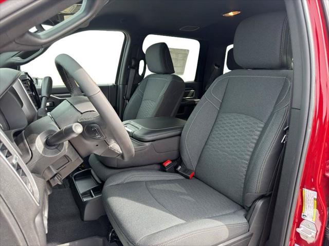 2026 RAM 3500 RAM 3500 BIG HORN CREW CAB 4X4 8 BOX