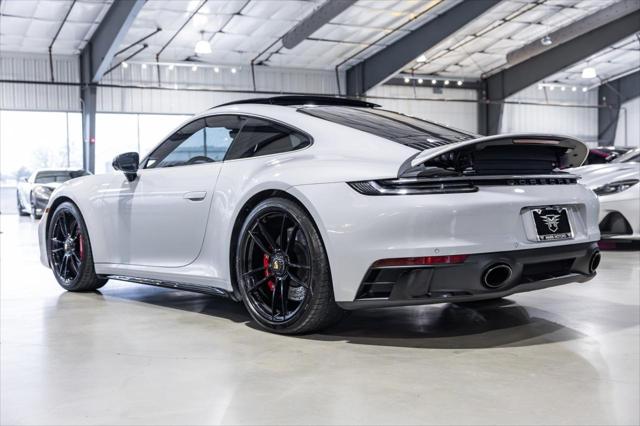2024 Porsche 911 Carrera GTS