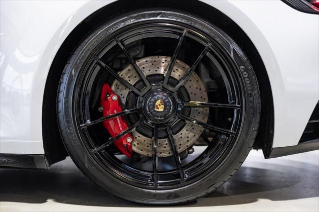 2024 Porsche 911 Carrera GTS
