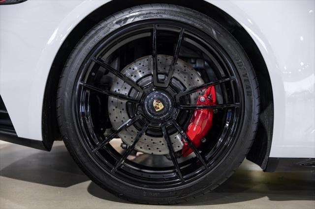 2024 Porsche 911 Carrera GTS