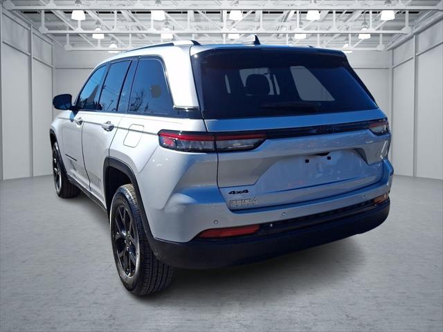 2025 Jeep Grand Cherokee Altitude 4x4