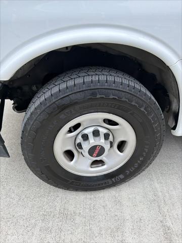 2023 GMC Savana Cargo RWD 2500 Regular Wheelbase Work Van