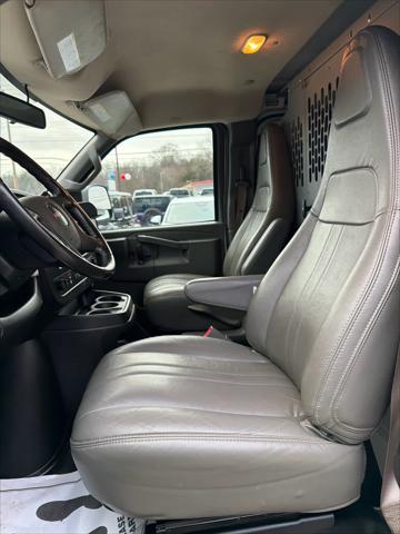 2023 GMC Savana Cargo RWD 2500 Regular Wheelbase Work Van