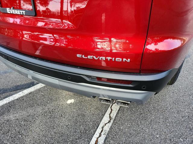 2026 GMC Acadia Elevation FWD