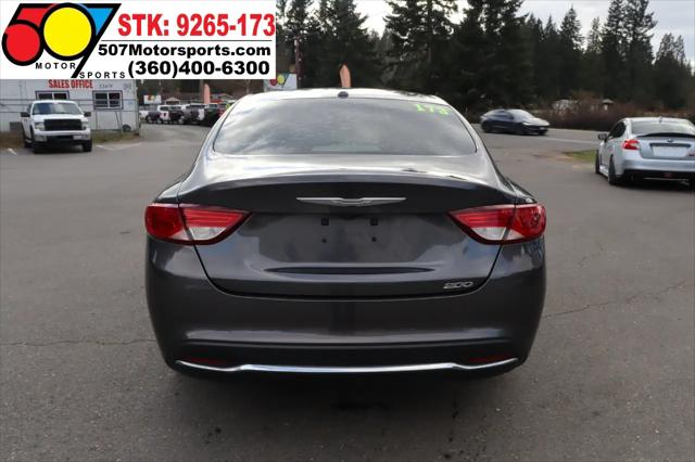 2016 Chrysler 200 Limited