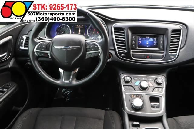 2016 Chrysler 200 Limited