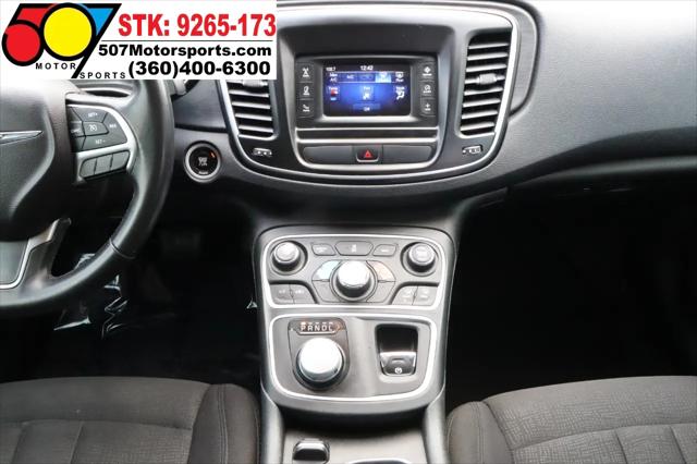 2016 Chrysler 200 Limited
