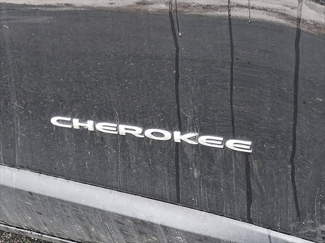 2022 Jeep Cherokee Latitude Lux 4x4 2022 Jeep Cherokee Latitude Lux 4x4