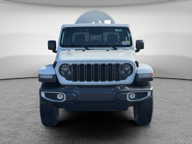 2026 Jeep Gladiator GLADIATOR SAHARA 4X4