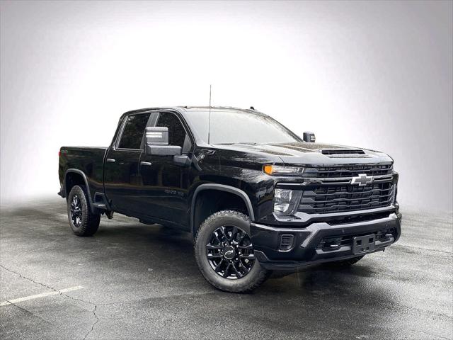 2025 Chevrolet Silverado 2500HD 4WD Crew Cab Standard Bed Custom