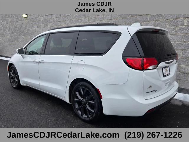 2018 Chrysler Pacifica Touring Plus