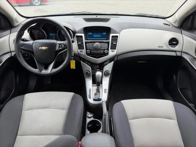 2013 Chevrolet Cruze LS Auto
