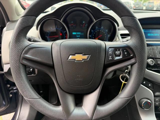 2013 Chevrolet Cruze LS Auto