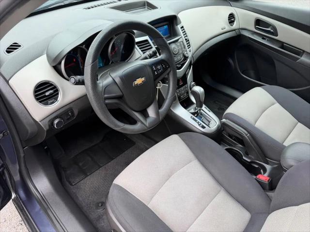 2013 Chevrolet Cruze LS Auto