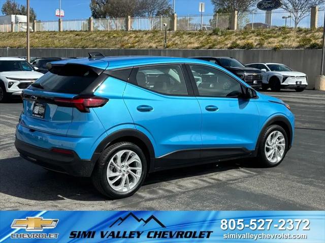 2027 Chevrolet Bolt LT FWD