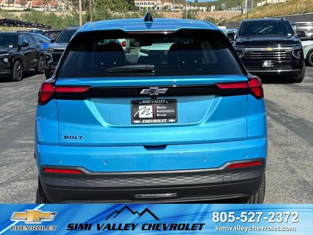 2027 Chevrolet Bolt LT FWD