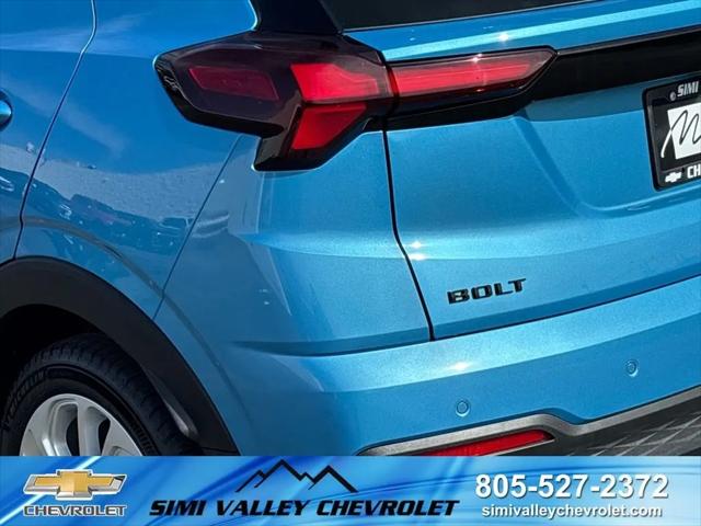 2027 Chevrolet Bolt LT FWD