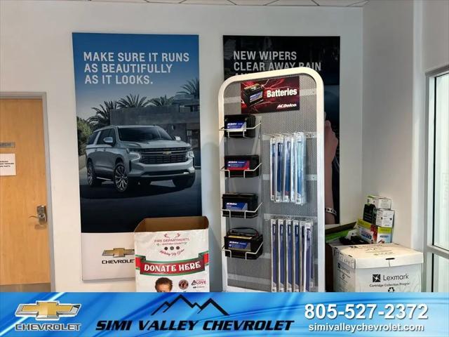 2027 Chevrolet Bolt LT FWD