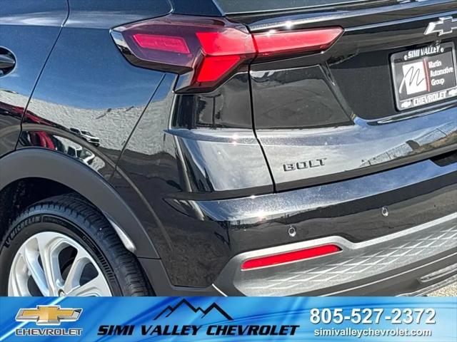 2027 Chevrolet Bolt LT FWD