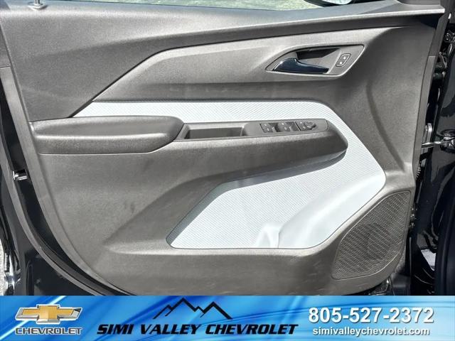 2027 Chevrolet Bolt LT FWD