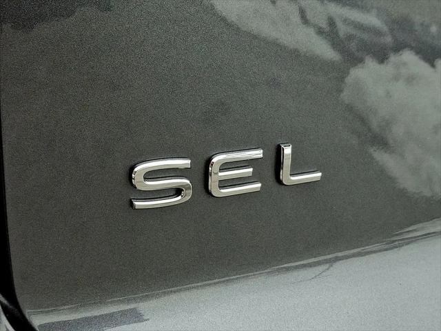 2025 Volkswagen Atlas Cross Sport 2.0T SEL Premium R-Line