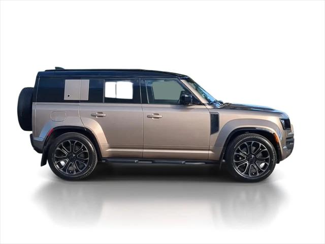 2026 Land Rover Defender P635 OCTA