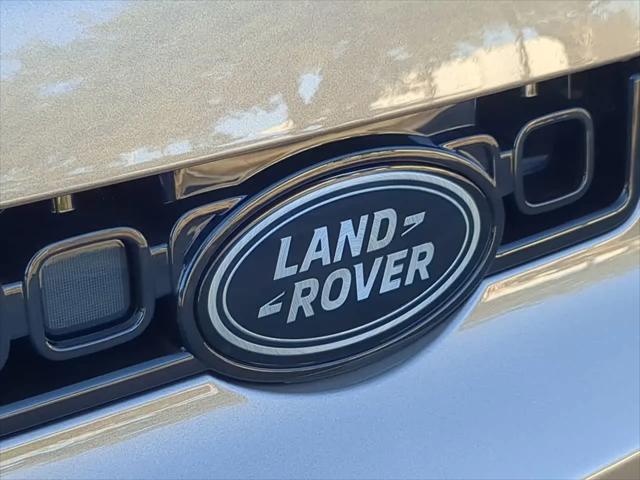 2026 Land Rover Defender P635 OCTA