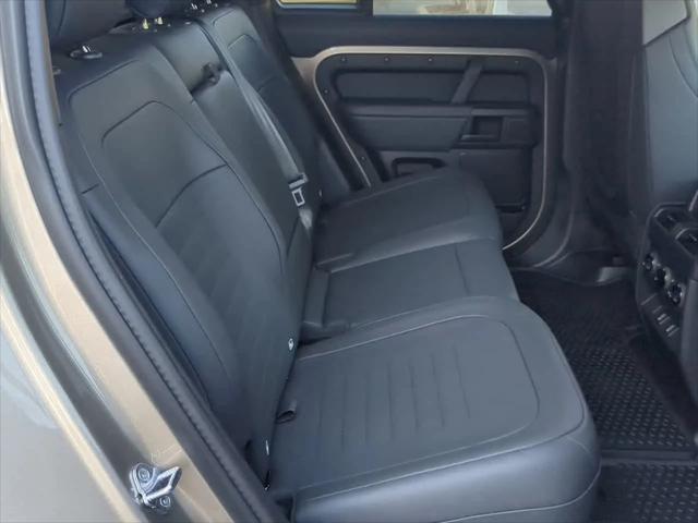 2026 Land Rover Defender P635 OCTA