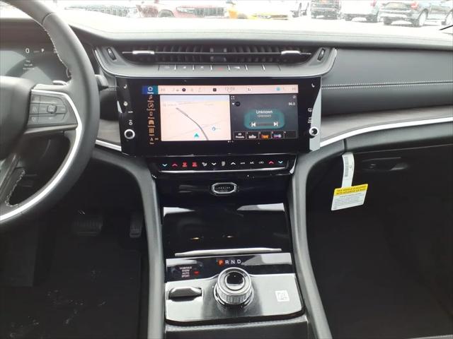 2026 Jeep Grand Cherokee Altitude 4x4