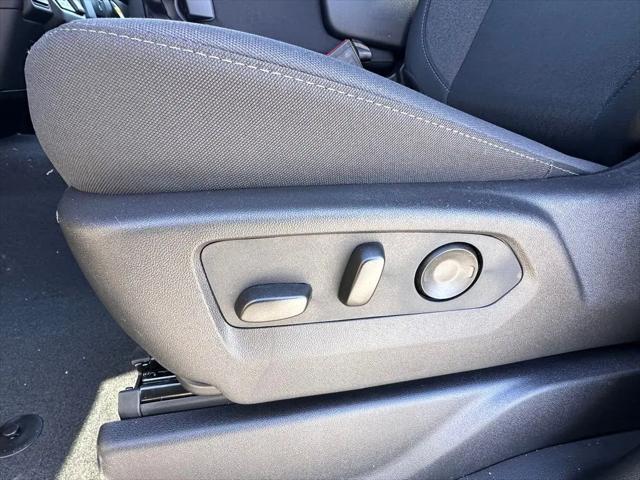 2026 GMC Sierra 1500 Double Cab, Standard Bed, Pro, 4WD