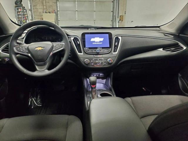 2025 Chevrolet Malibu FWD RS