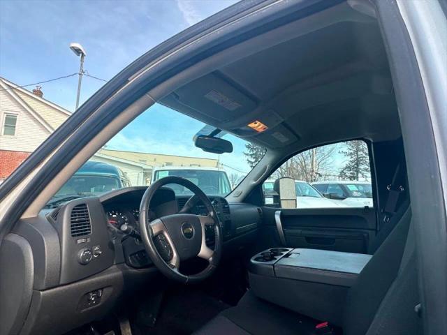 2011 Chevrolet Silverado 3500HD LT