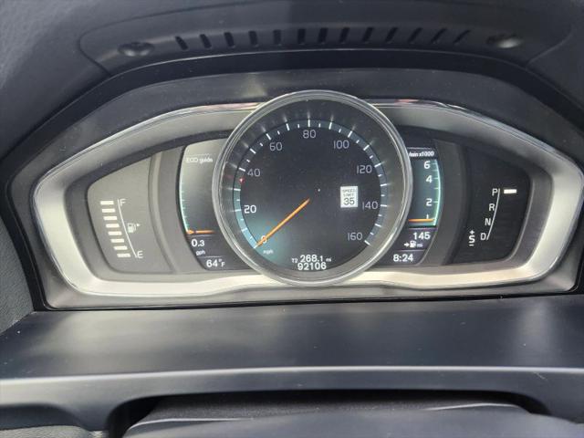 2016 Volvo V60 Cross Country T5 Platinum