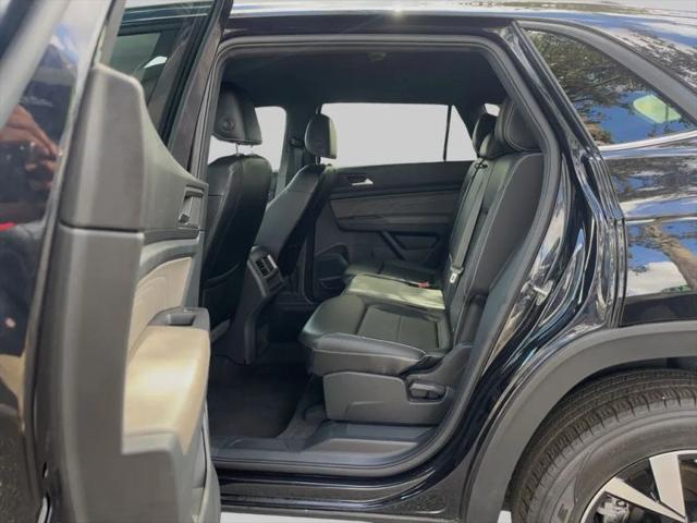 2022 Volkswagen Atlas Cross Sport 2.0T SE