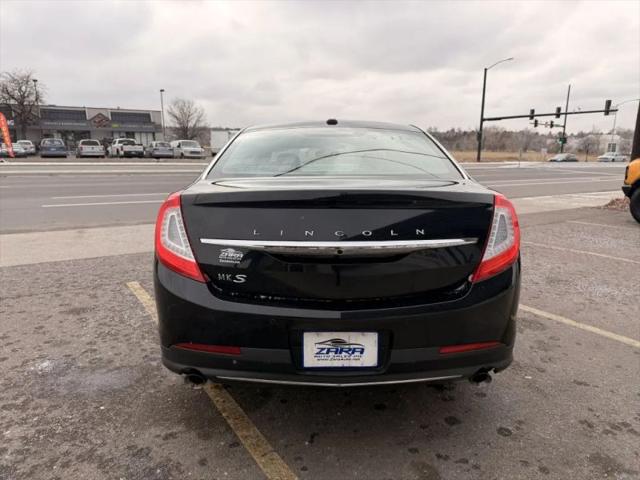 2015 Lincoln MKS Base