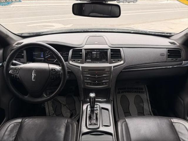 2015 Lincoln MKS Base