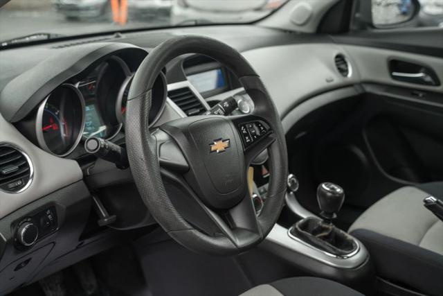 2015 Chevrolet Cruze L Manual