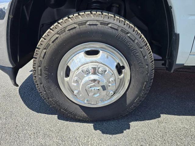 2024 Ram 3500 Tradesman Crew Cab 4x4 8 Box