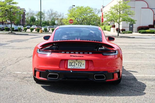 2021 Porsche 911 Carrera