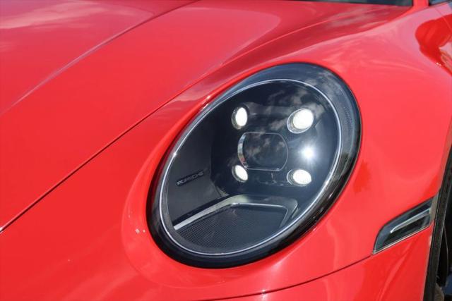2021 Porsche 911 Carrera