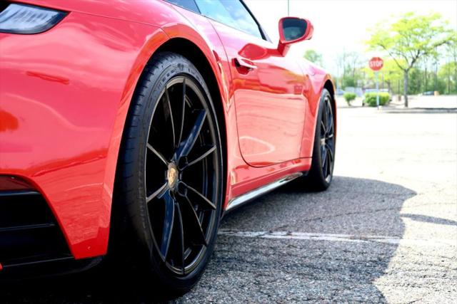 2021 Porsche 911 Carrera