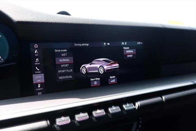 2021 Porsche 911 Carrera
