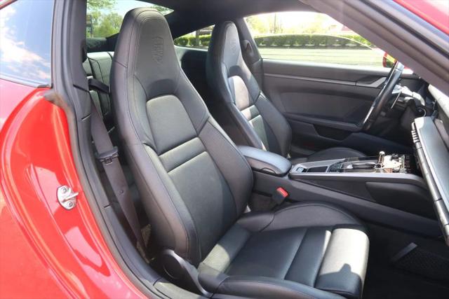 2021 Porsche 911 Carrera