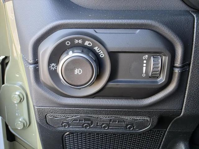 2026 Jeep Wrangler 4-Door Sahara 4x4