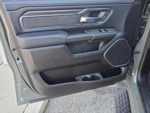 2026 Ram 1500 Laramie Crew Cab 4x4 5'7" Box