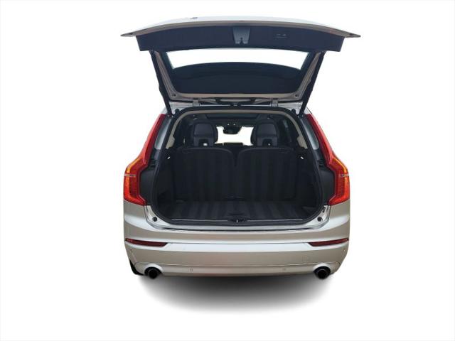 2018 Volvo XC90 T5 Momentum