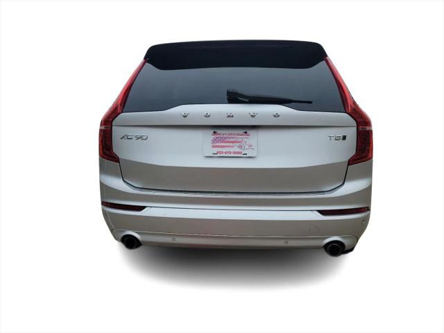 2018 Volvo XC90 T5 Momentum
